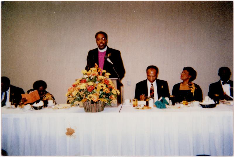 Bishop Thomas L. Hoyt speaking at the Empowerment Banquet